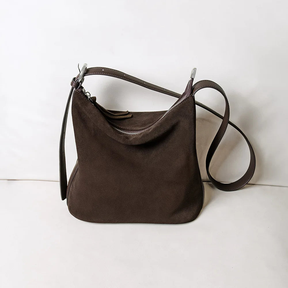 Bolsa Iseo – Camurça e Couro Genuíno