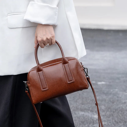 Bolsa Varese — Couro Genuíno de Acabamento Oil Wax