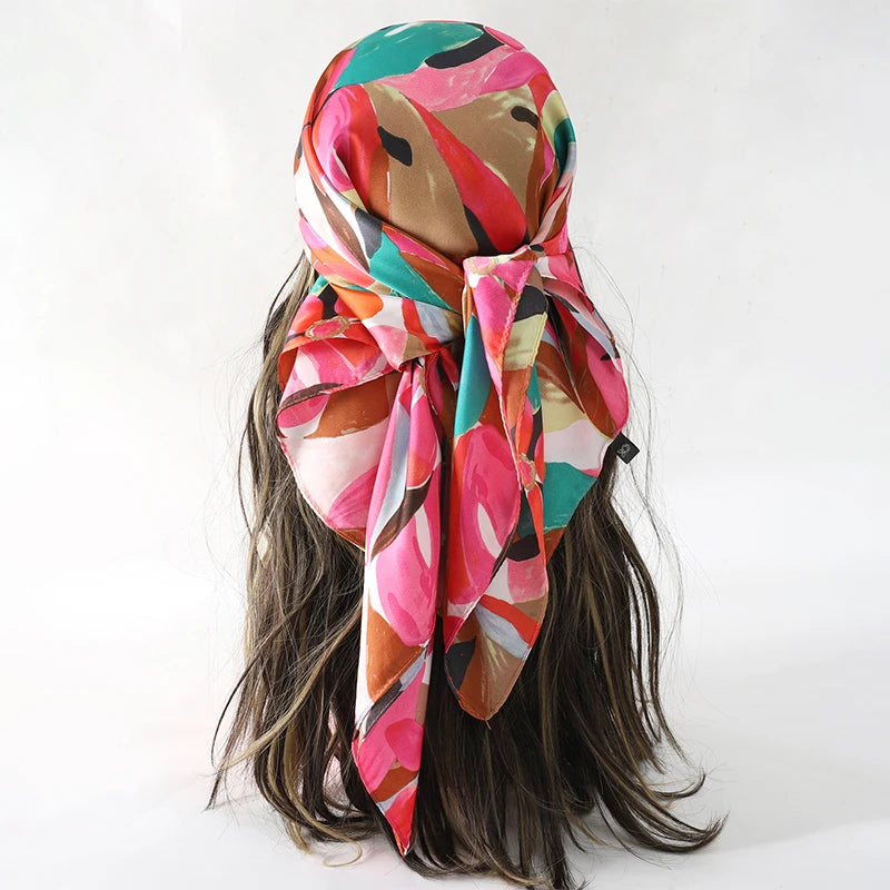 Lenço Floral Silk Touch 70x70