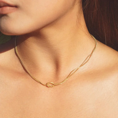 Colar Knot Snake