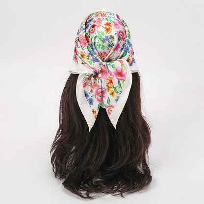 Lenço Floral Silk Touch 70x70
