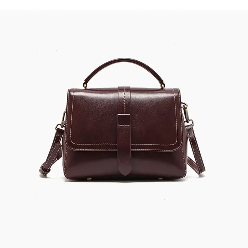 Bolsa Iesi – Couro Genuíno de Acabamento Glossy