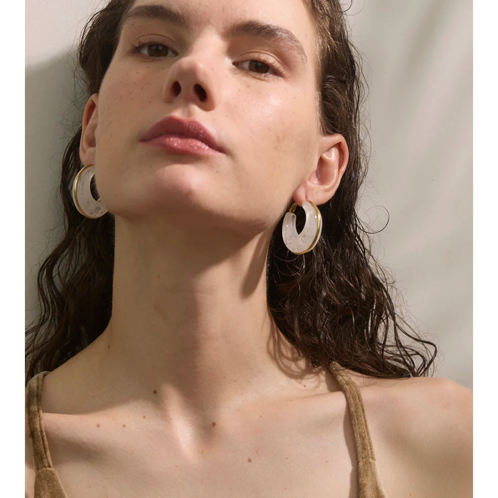 Brincos Resin Hoop