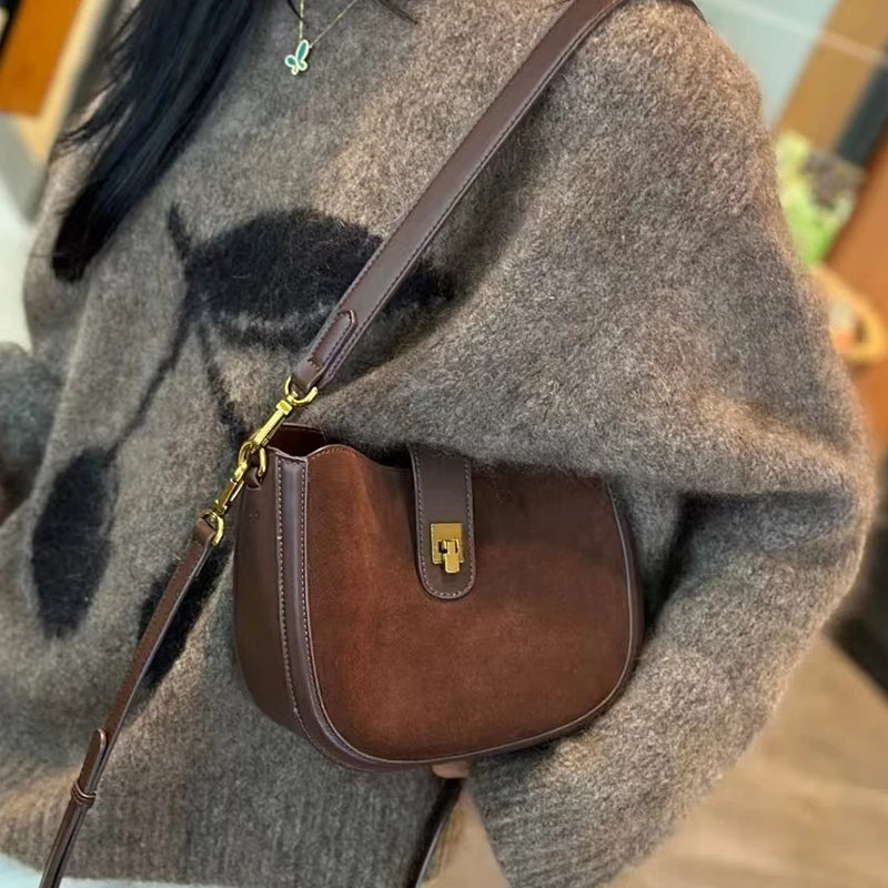 Bolsa Matera – Couro Genuíno de Acabamento Suede