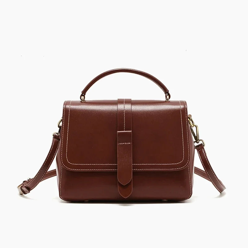 Bolsa Iesi – Couro Genuíno de Acabamento Glossy