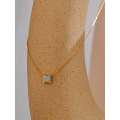 Colar Solitaire Opal