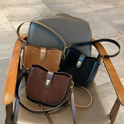 Bolsa Matera – Couro Genuíno de Acabamento Suede