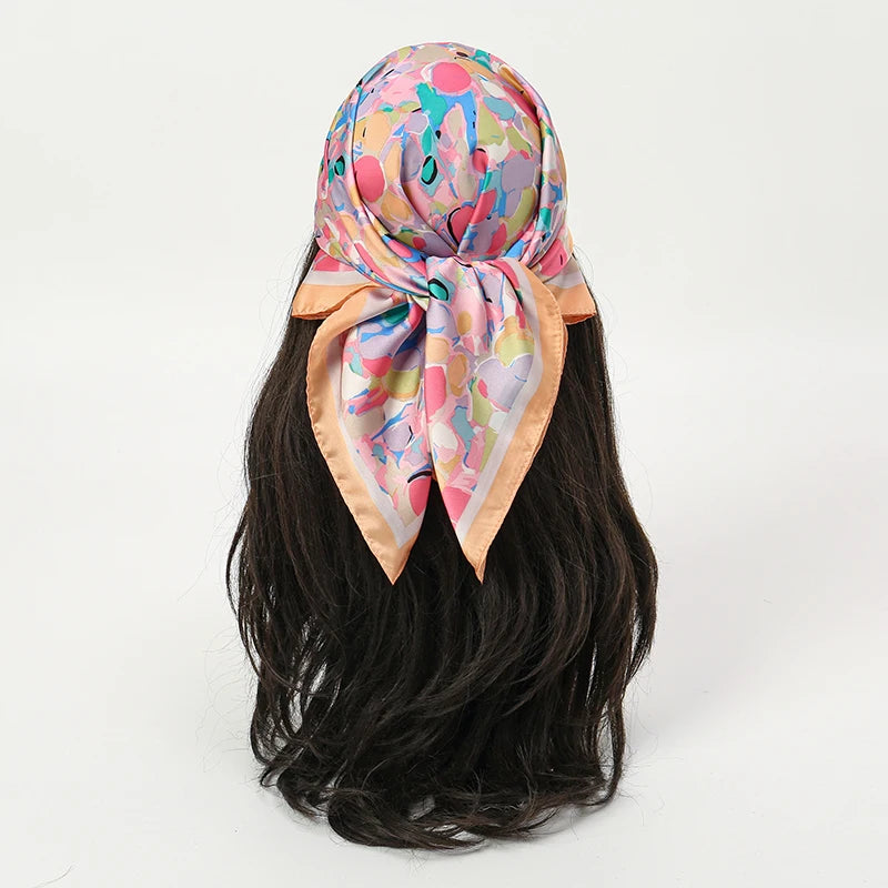 Lenço Floral Silk Touch 70x70