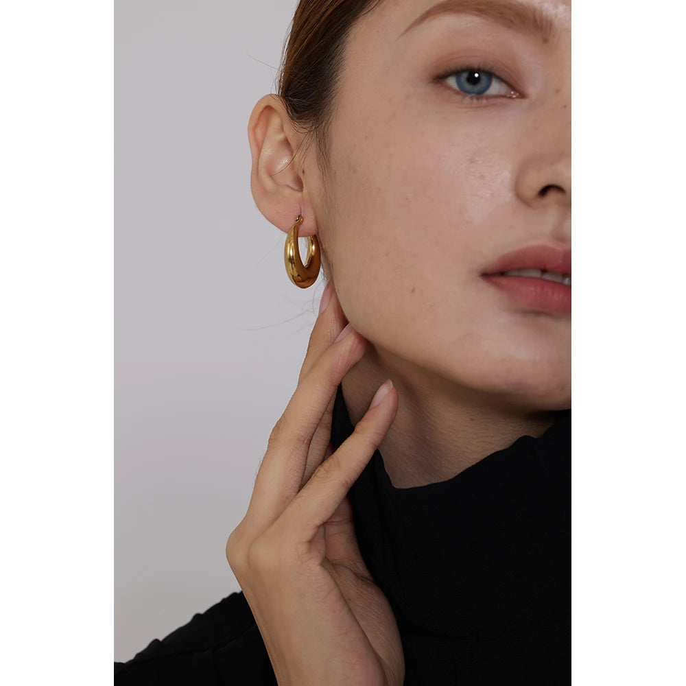 Brincos Bold Drop Hoop