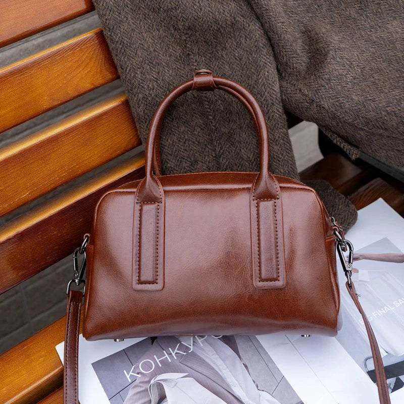 Bolsa Varese — Couro Genuíno de Acabamento Oil Wax